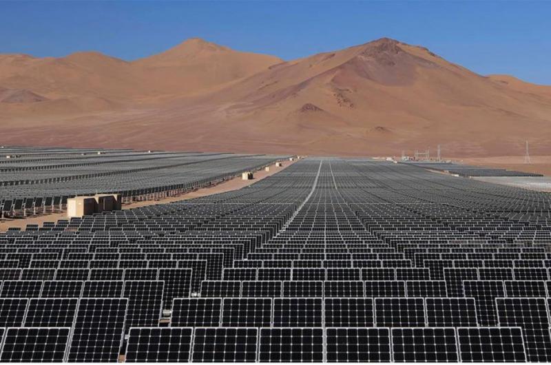 Parque Solar Cauchari recibioacute una premiacioacuten internacional