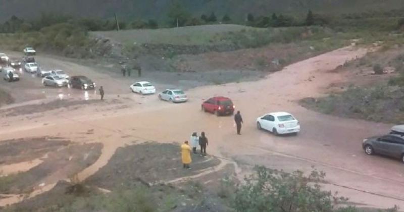 Las lluvias en el Norte siguen provocando cortes en Ruta 9