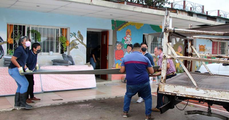 Se brindoacute asistencia y contencioacuten a familias damnificadas por las tormentas