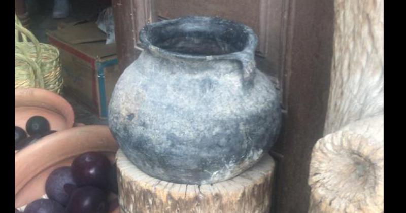 Gendarmes decomisaron vasijas robadas de la cultura Omaguaca