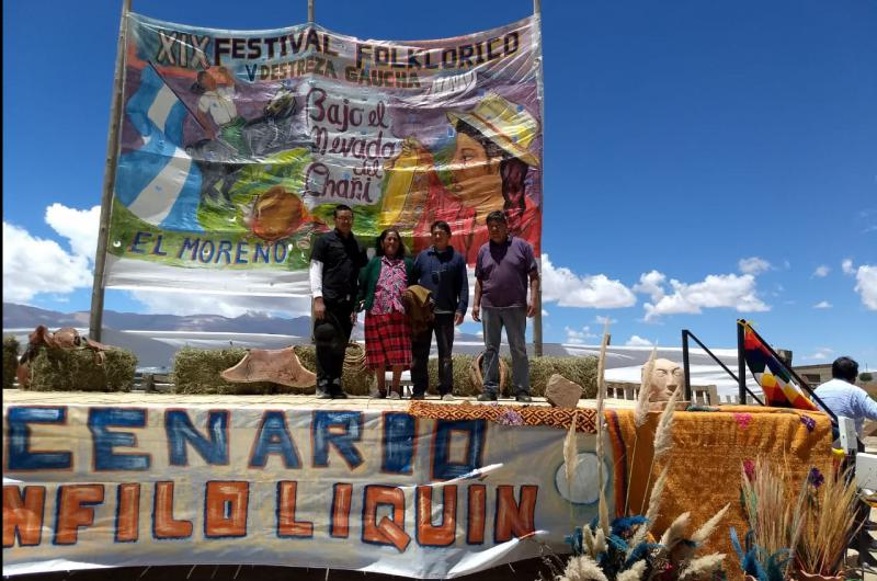 XXII Festival Folkloacuterico Bajo el Nevado del Chantildei