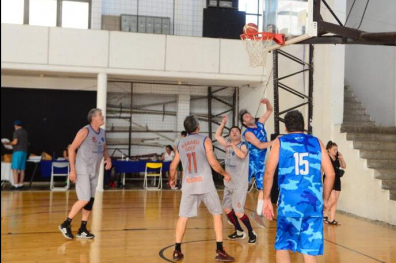 Se viene el torneo Confraternidad de Maxibaacutesquetbol Masculino