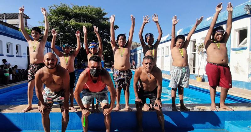 Encuentro de Escuelas de Natacioacuten en San Pedro