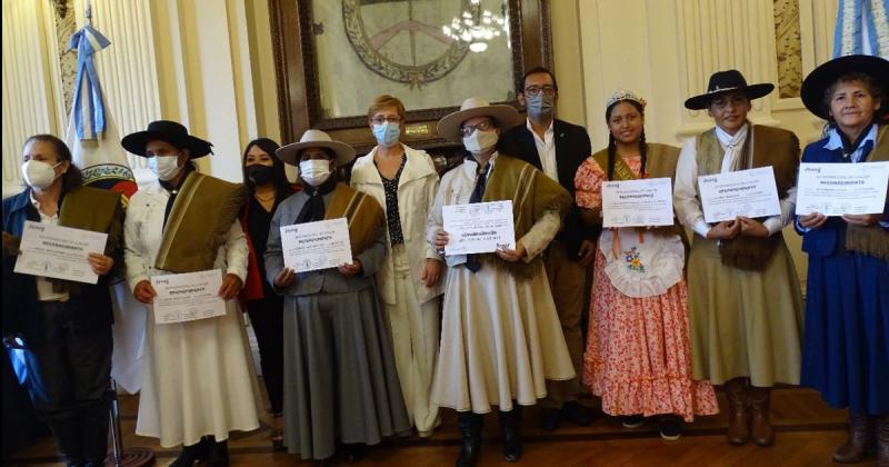 En Casa de Gobierno distinguieron a las mujeres gauchas