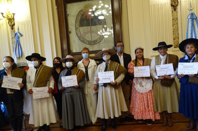 En Casa de Gobierno distinguieron a las mujeres gauchas