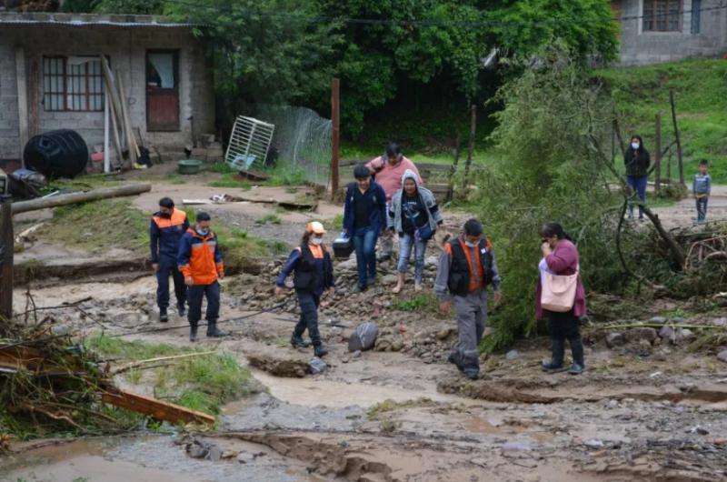 Continuacutean las tareas de relevamiento en zonas afectadas por las fuertes lluvias