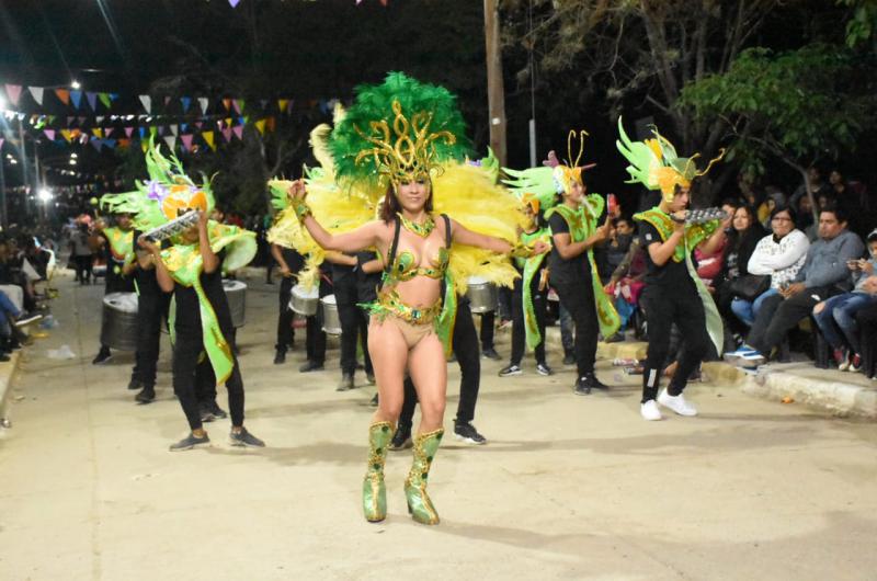 Aguas Calientes Pampa Blanca y Puesto Viejo disfrutaron de las comparsas sampedrentildeas