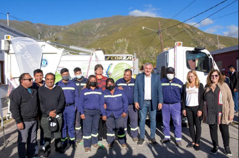 Morales confirmoacute que el jueves inicia la instalacioacuten de viacuteas del tren turiacutestico