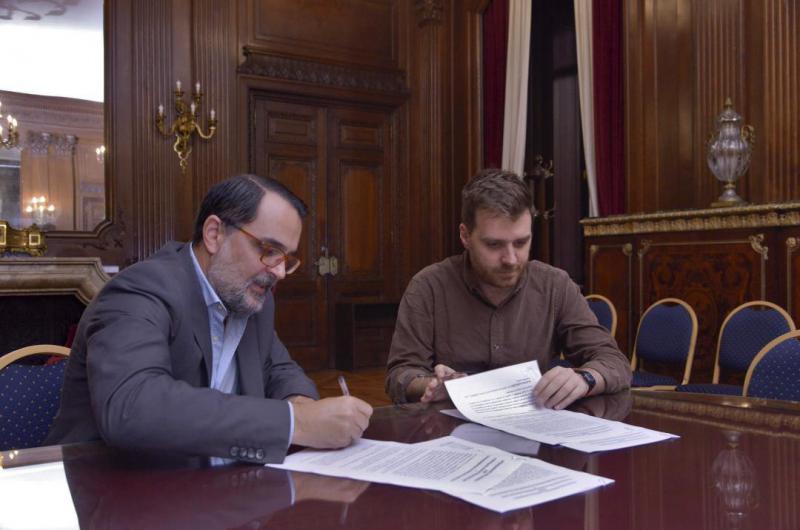 Firma de convenio entre Concejo Deliberante y la Legislatura de CABA