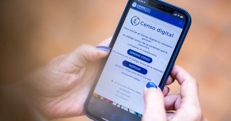 Vecinos pueden pedir asesoramiento para completar encuesta del Censo Digital 2022