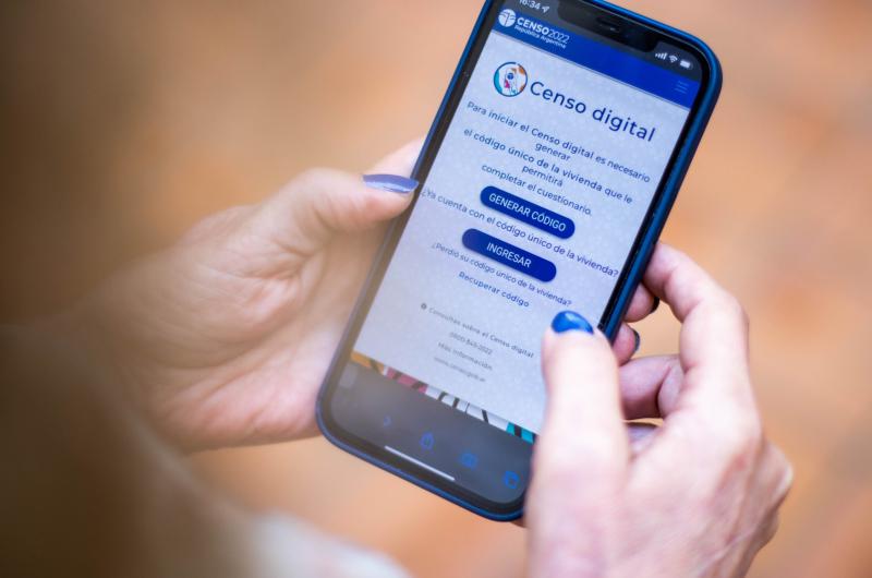 Vecinos pueden pedir asesoramiento para completar encuesta del Censo Digital 2022