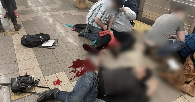 Nueva York- balearon a varias personas y hallaron explosivos sin detonar en el subte