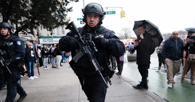 Nueva York- balearon a varias personas y hallaron explosivos sin detonar en el subte