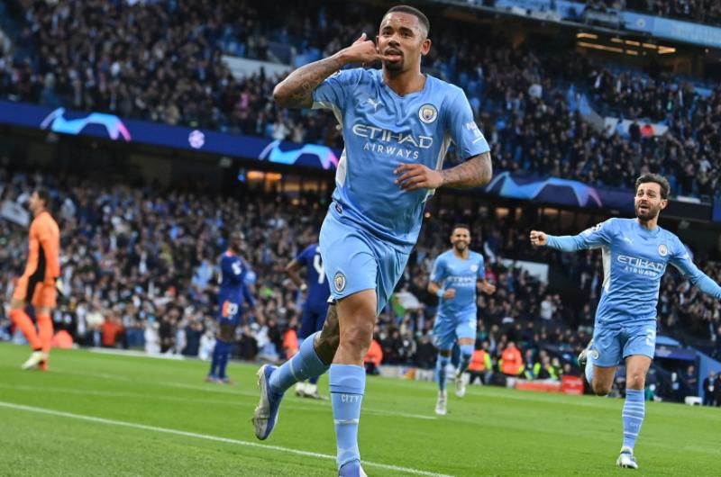 El City vencioacute al Real Madrid en un festival de goles y dejoacute la llave abierta