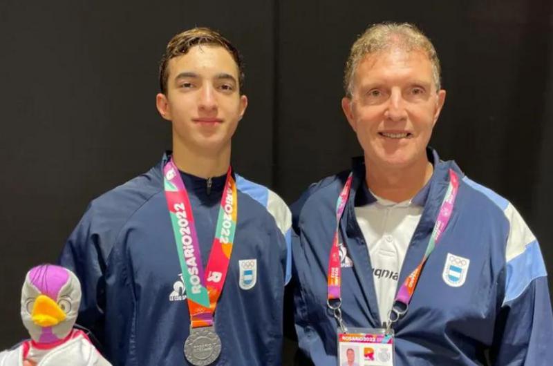 Patricio Montalvetti logroacute la medalla de plata en Karate