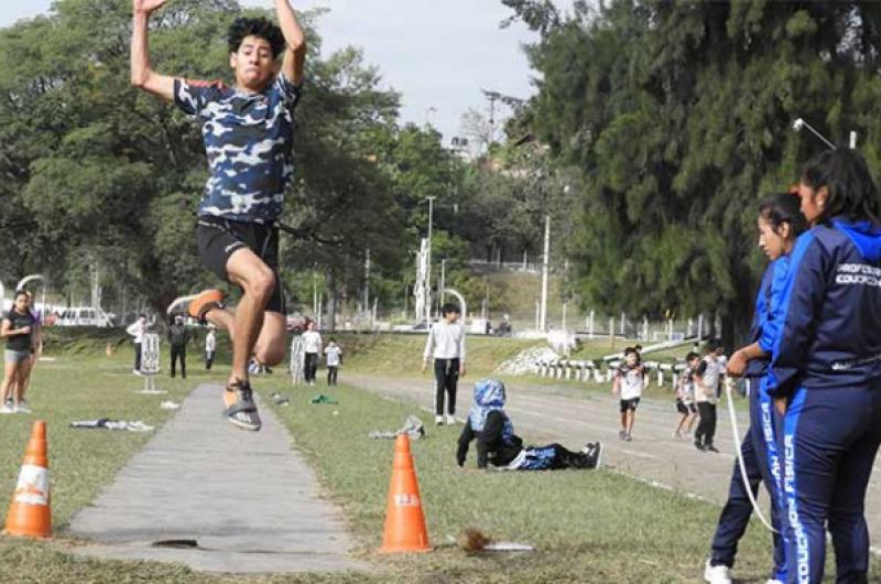 Se realizoacute el 2ordm Encuentro de Escuelas de Atletismo