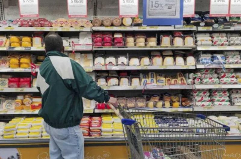 Una familia necesitoacute en abril 95260 mensual para no ser considerada pobre