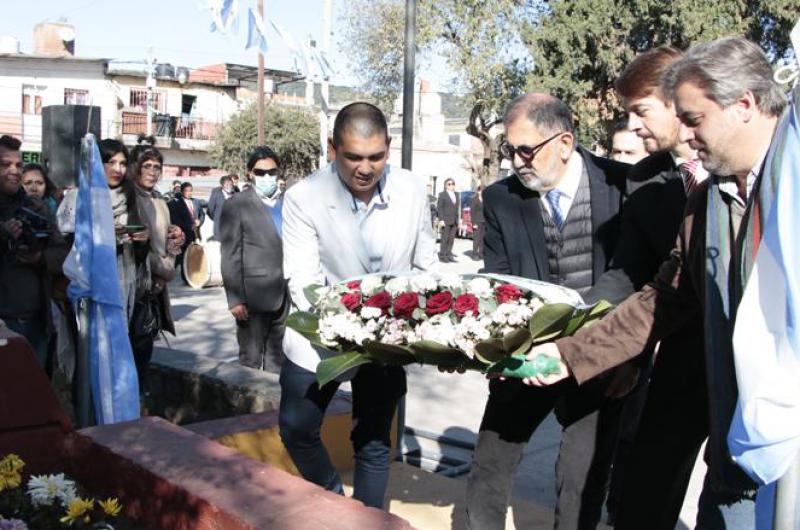 Diacutea del Periodista y 65deg aniversario del Barrio Mariano Moreno