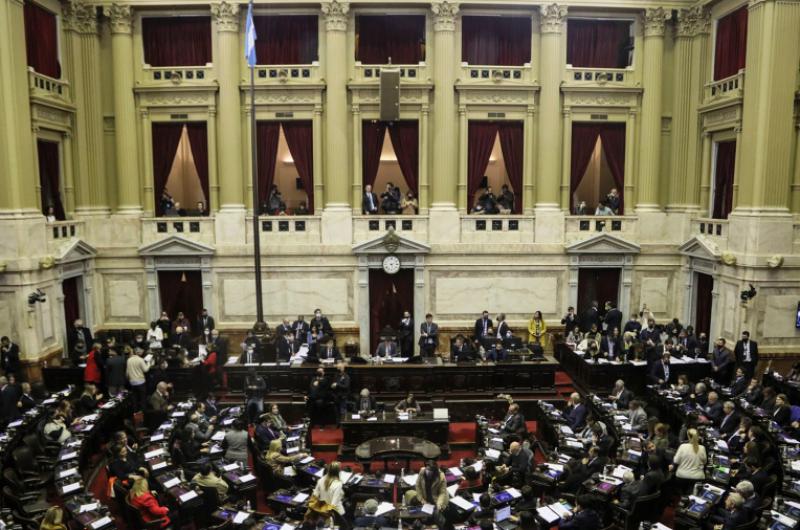 Diputados aproboacute y envioacute al Senado el proyecto sobre Boleta Uacutenica de Papel
