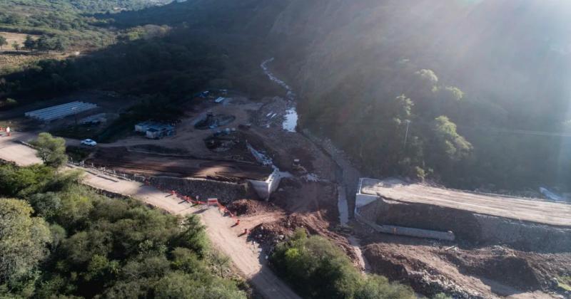 El nuevo puente de El Fuerte tiene 80-en-porciento- de avance en obra