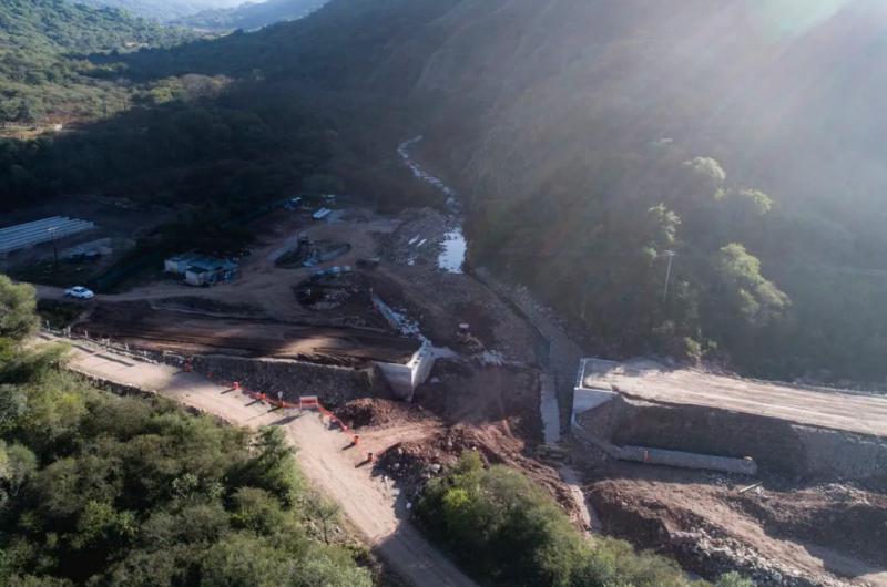 El nuevo puente de El Fuerte tiene 80-en-porciento- de avance en obra