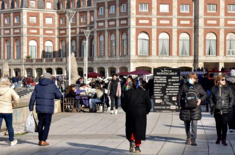 Maacutes de 4 millones de personas se movilizaron el finde largo