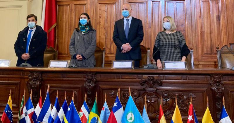 Legisladores de la regioacuten se reunieron en Chile  para conocer el proceso constituyente de ese paiacutes
