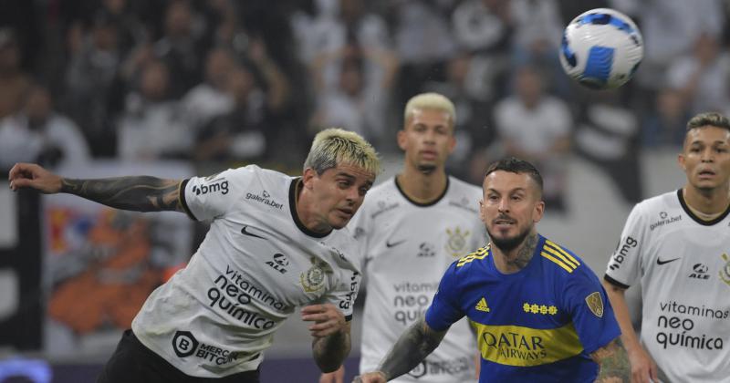 Boca se llevoacute un empate sin goles ante Corinthians que vale doble para la revancha