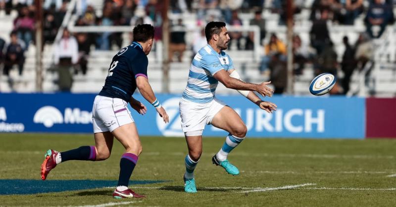 Los Pumas derrotaron a Escocia en el inicio de la temporada invernal