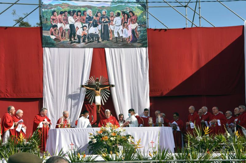 El enviado del Papa beatificoacute al sacerdote Pedro Ortiacutez de Zaacuterate