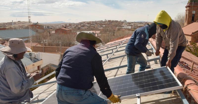 El municipio dotoacute de energiacutea solar al Hotel de Turismo La Quiaca