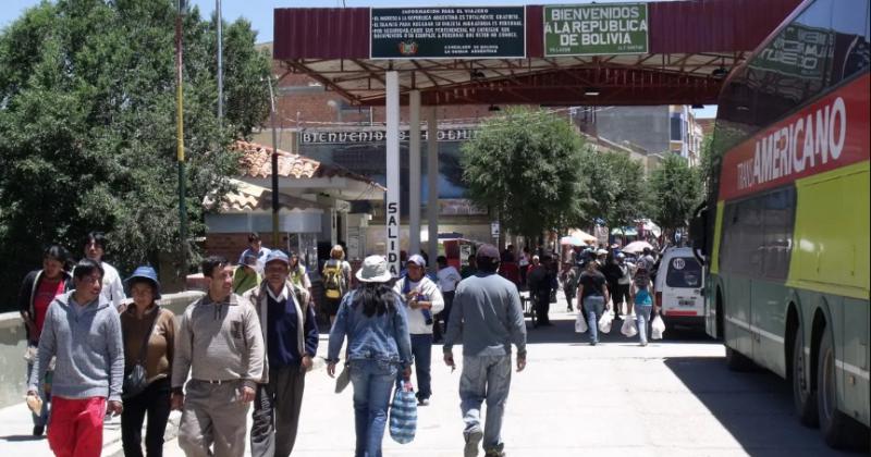 El peso boliviano refugio para el ahorro de jujentildeos y saltentildeos