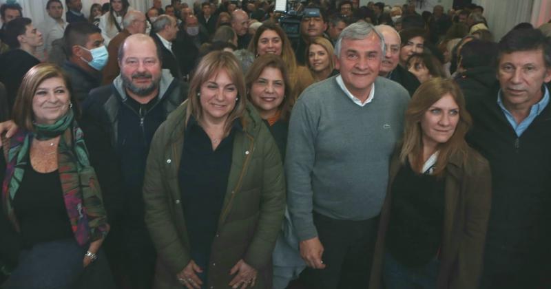 Con la conduccioacuten de Morales la UCR hace pie en la provincia de Buenos Aires