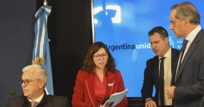 El Gobierno anuncioacute medidas para disminuir el gasto puacuteblico