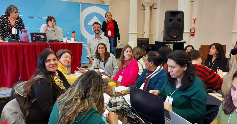 Jujuy trabajoacute con la Comisioacuten Nacional del programa Libros para aprender