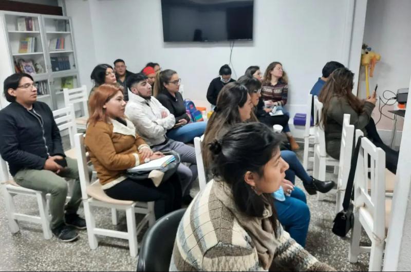 Dictaron una charla magistral  sobre Historias y Archivos de las Disidencias