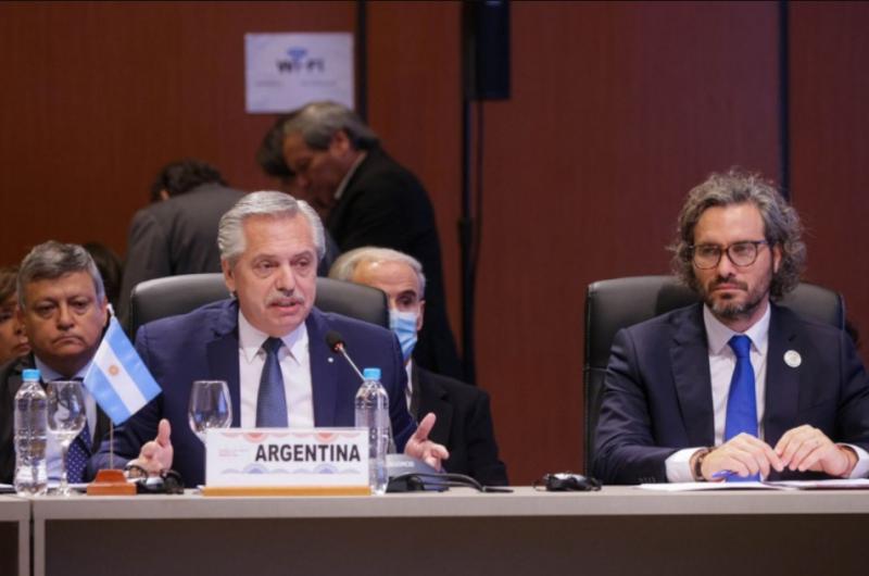Un tenso Mercosur- Nadie se salva solo le dijo Fernaacutendez a Lacalle Pou