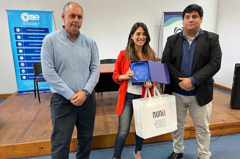 Mariacutea Virginia La Bruna es la ganadora del Premio Joven Empresario 2022