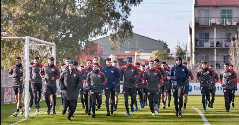 Independiente intentaraacute recuperarse frente a Atleacutetico Tucumaacuten