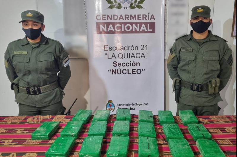 Detienen en La Quiaca a un hombre que circulaba con maacutes de 20 kilos de cocaiacutena 