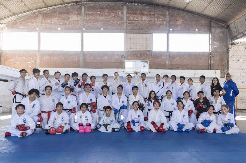 Integrantes de la seleccioacuten argentina de Taekwondo ITF en nuestra ciudad