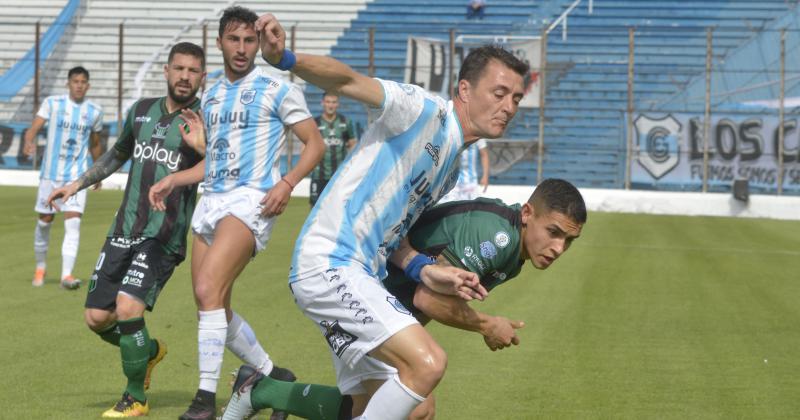 El Lobo jujentildeo se quedoacute con una buena victoria ante Nueva Chicago