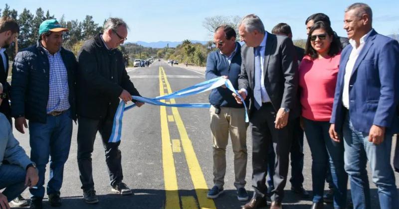 El gobernador Morales inauguroacute una obra esperada durante 50 antildeos