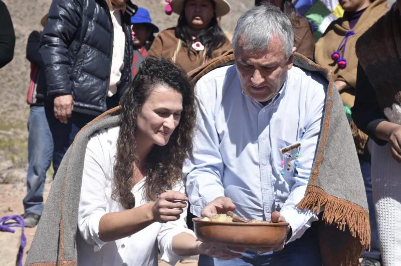 Morales participoacute de ceremonia en honor a la Pachamama realizada en Tumbaya Grande