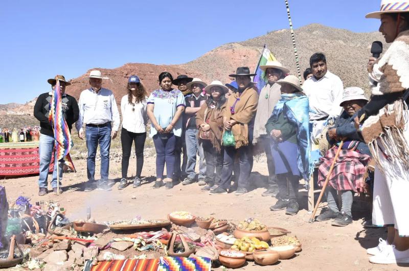 Celebracioacuten a la Pachamama y pedido por trabajo y prosperidad