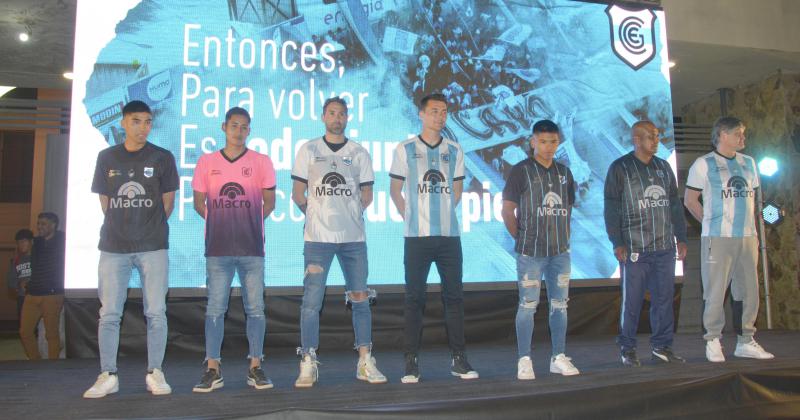 El Lobo jujentildeo presentoacute su nueva camiseta