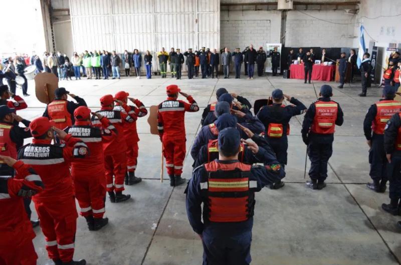 Destacaron profesionalismo y vocacioacuten de servicio del cuerpo de bomberos de Jujuy