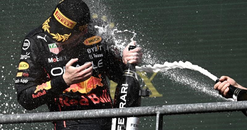 Verstappen ganoacute el GP de Beacutelgica con una gran remontada