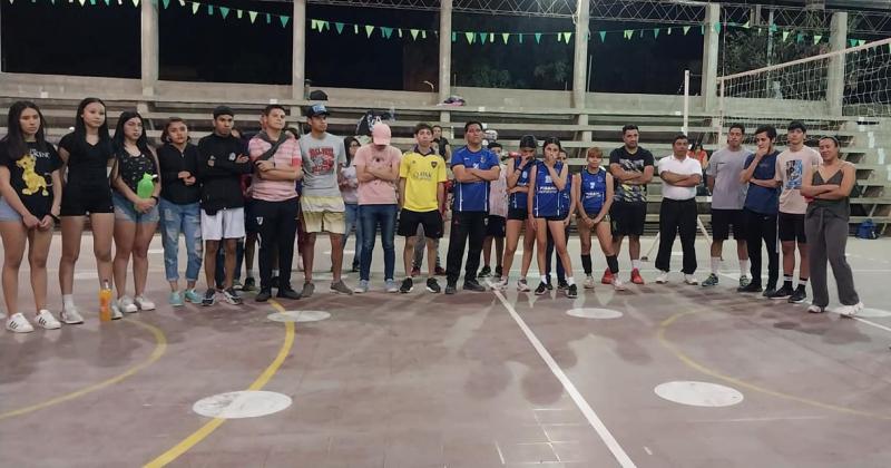 Comenzoacute a disputarse la Liga Municipal de Voacuteley