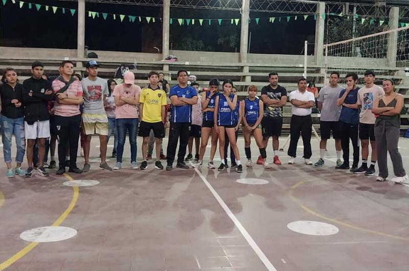 Comenzoacute a disputarse la Liga Municipal de Voacuteley